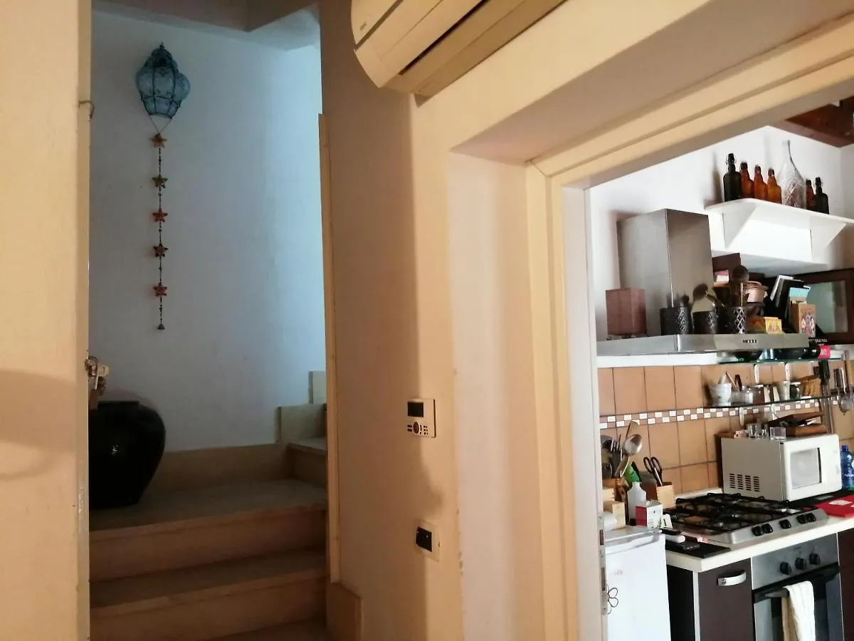 Aly Art Apartment Taormina Duomo, Gulf & Etna View