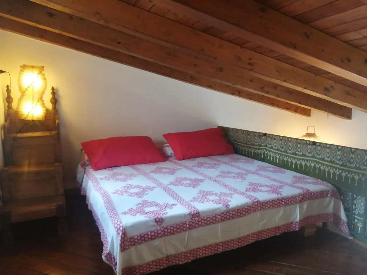 Aly Art Apartment Taormina Duomo, Gulf & Etna View