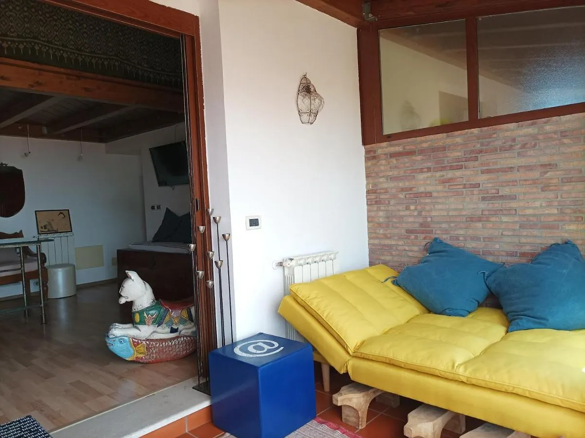 Aly Art Apartment Taormina Duomo, Gulf & Etna View